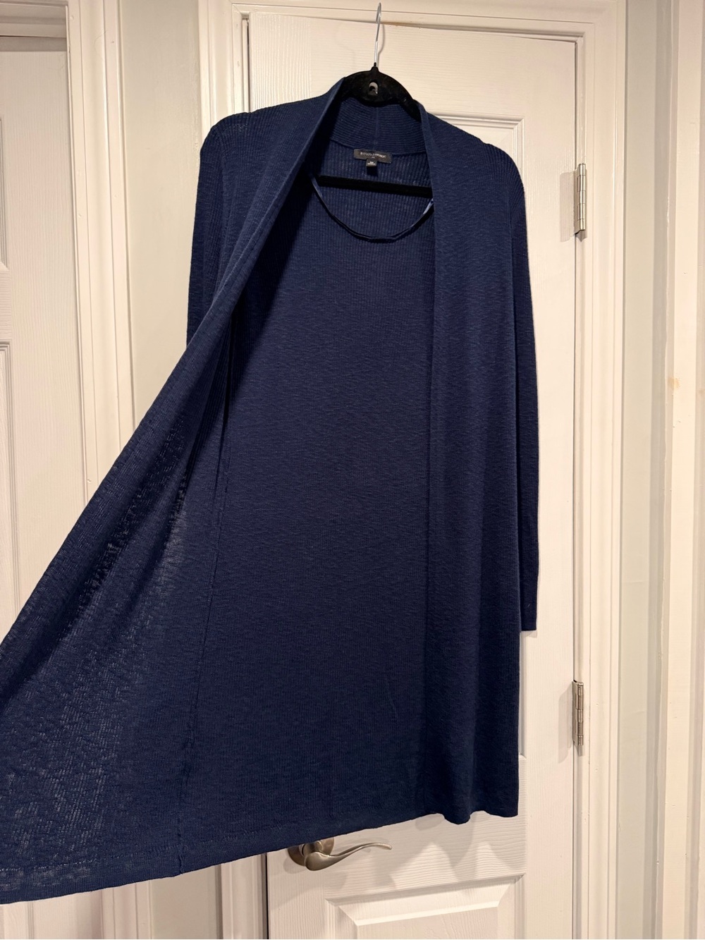 NWOT Banana Republic Size M Navy Blue Long Sleeve Ribbed Knit Cotton Cardigan - Picture 2 of 11